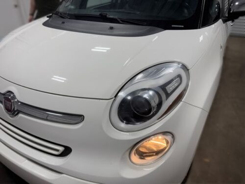 2017 FIAT 500L - Image 9