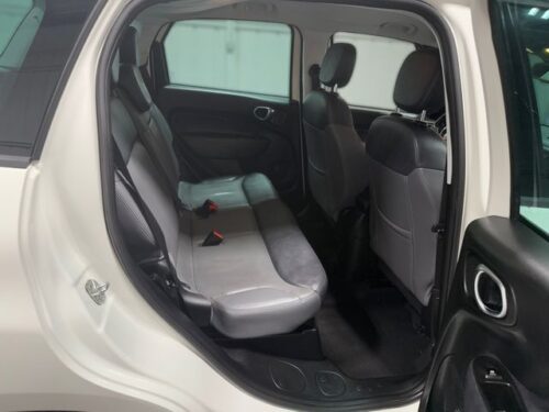 2017 FIAT 500L - Image 7