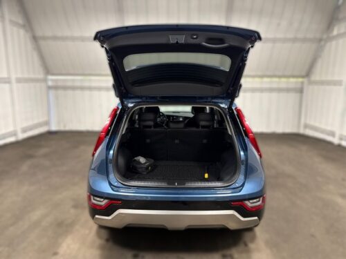 2023 KIA Niro - Image 16