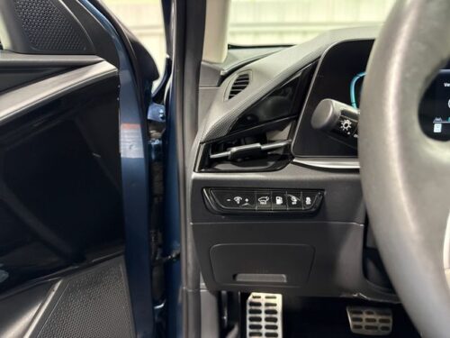 2023 KIA Niro - Image 12