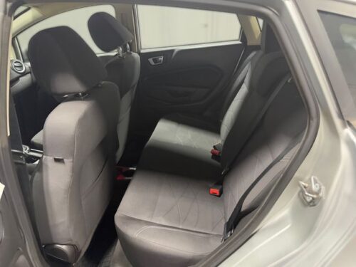 2015 FORD Fiesta - Image 19