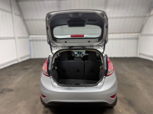 2015 FORD Fiesta - Image 18