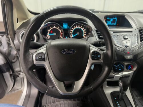 2015 FORD Fiesta - Image 15