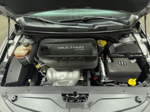 2015 CHRYSLER 200 - Image 11