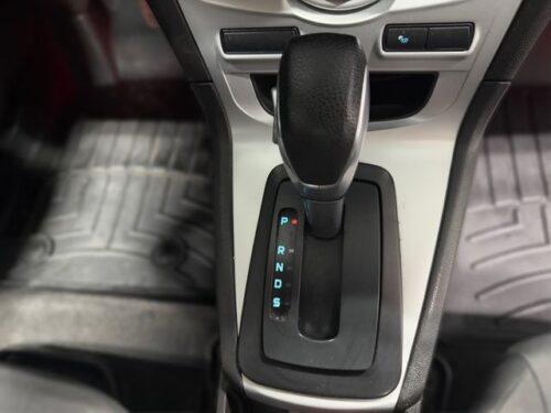 2015 FORD Fiesta - Image 2