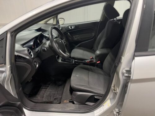 2015 FORD Fiesta - Image 20