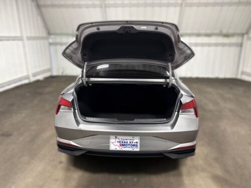 2023 HYUNDAI Elantra - Image 19