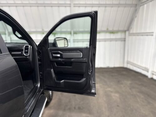 2022 RAM 2500 - Image 12