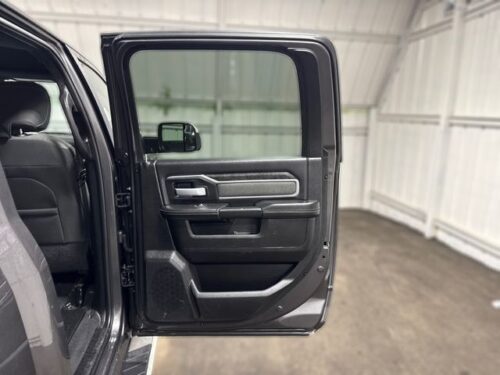 2022 RAM 2500 - Image 5