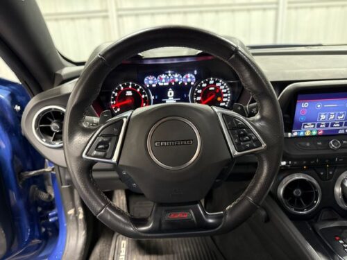2023 CHEVROLET Camaro - Image 29