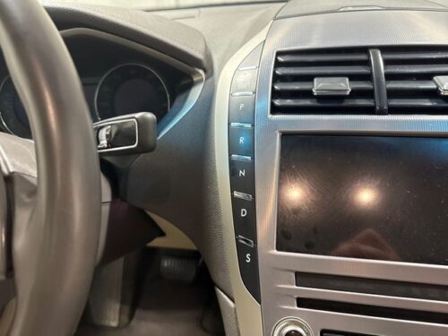 2020 LINCOLN MKZ - Image 2