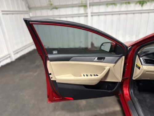 2017 HYUNDAI Sonata - Image 14