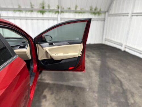 2017 HYUNDAI Sonata - Image 13