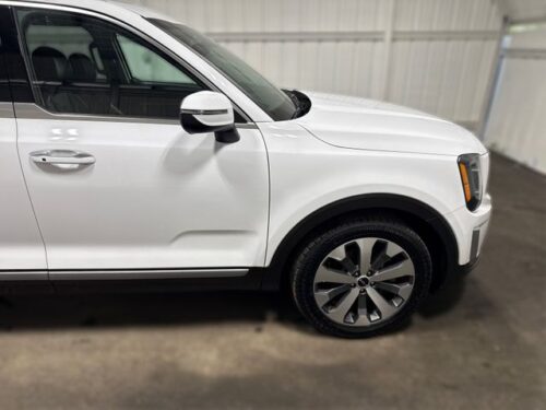 2022 KIA Telluride - Image 11