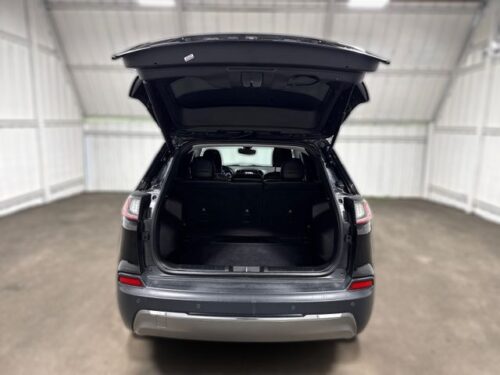 2019 JEEP Cherokee - Image 20