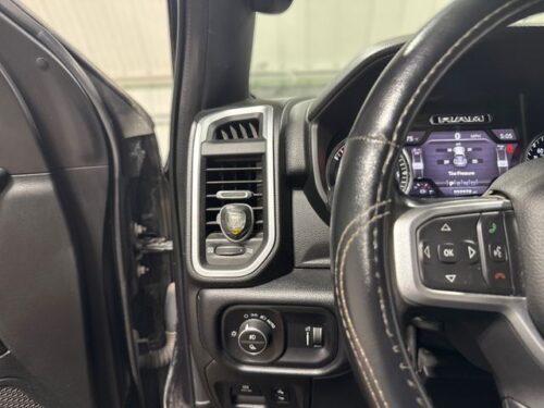2020 RAM 1500 - Image 15