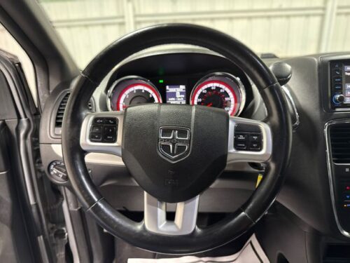 2019 DODGE Grand Caravan - Image 30
