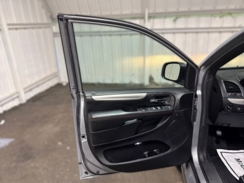 2019 DODGE Grand Caravan - Image 13