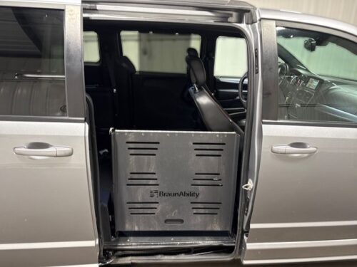 2019 DODGE Grand Caravan - Image 7