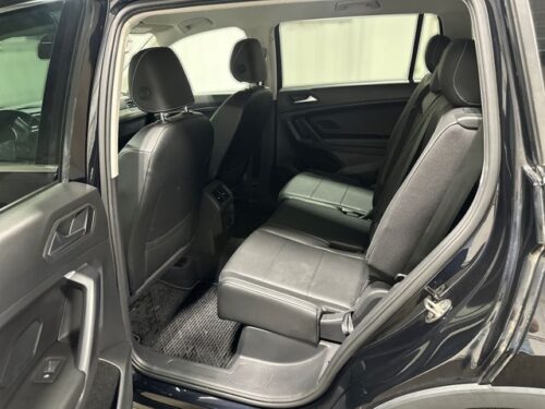 2021 VOLKSWAGEN Tiguan - Image 23