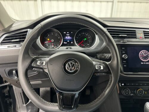 2021 VOLKSWAGEN Tiguan - Image 18