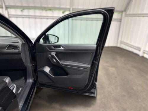 2021 VOLKSWAGEN Tiguan - Image 14