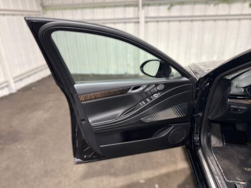 2021 GENESIS G80 - Image 15