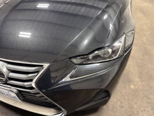 2017 LEXUS IS - Image 9