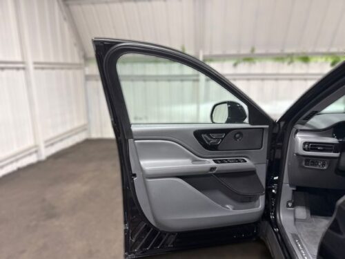 2020 LINCOLN Aviator - Image 33
