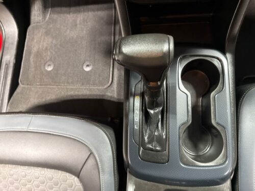 2021 CHEVROLET Colorado - Image 2