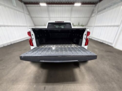 2021 CHEVROLET Silverado - Image 20
