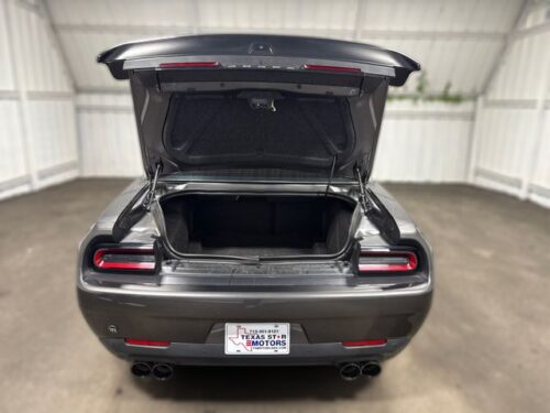 2019 DODGE Challenger - Image 17