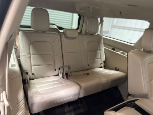 2021 LINCOLN Navigator L - Image 20