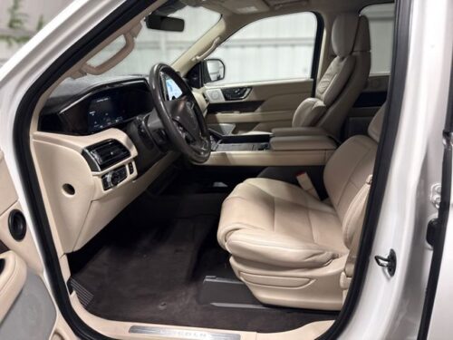 2021 LINCOLN Navigator L - Image 25