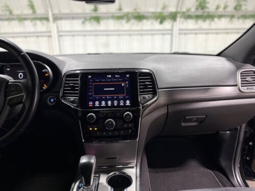 2020 JEEP Grand Cherokee - Image 19