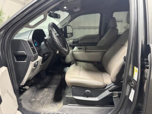 2020 FORD F-250 - Image 30