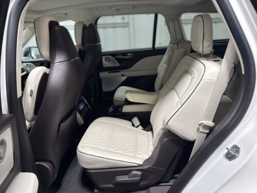 2020 LINCOLN Aviator - Image 24