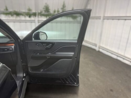2020 LINCOLN Aviator - Image 9