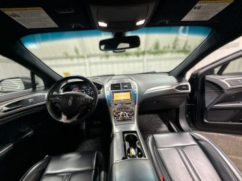 2019 LINCOLN MKZ - Image 4