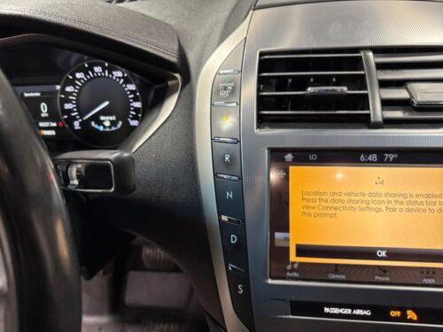 2019 LINCOLN MKZ - Image 2
