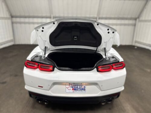 2023 CHEVROLET Camaro - Image 17