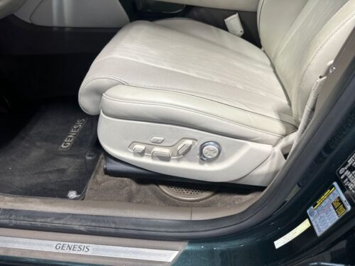 2021 GENESIS GV80 - Image 9
