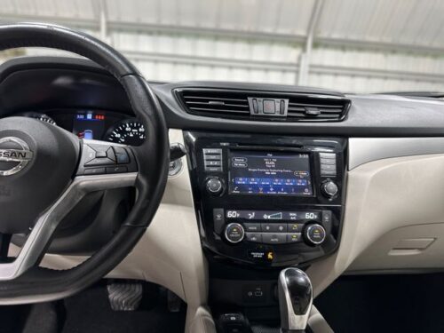 2020 NISSAN Rogue Sport - Image 17