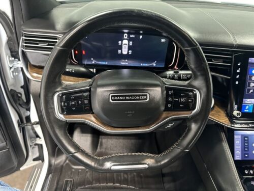 2022 JEEP Grand Wagoneer - Image 34