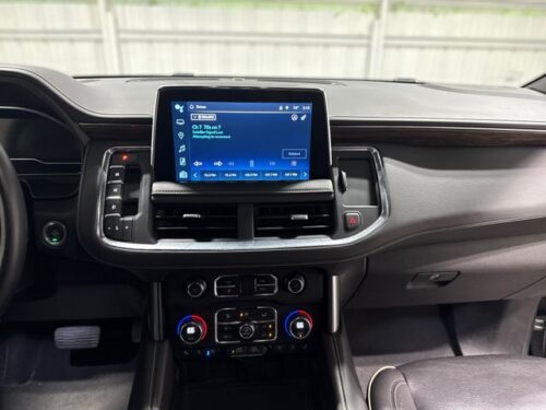 2023 CHEVROLET Suburban - Image 20