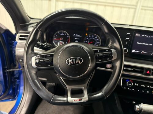 2021 KIA K5 - Image 16
