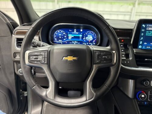 2023 CHEVROLET Suburban - Image 31