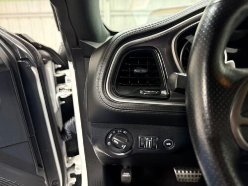 2020 DODGE Challenger - Image 12