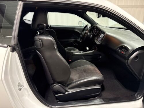 2020 DODGE Challenger - Image 5