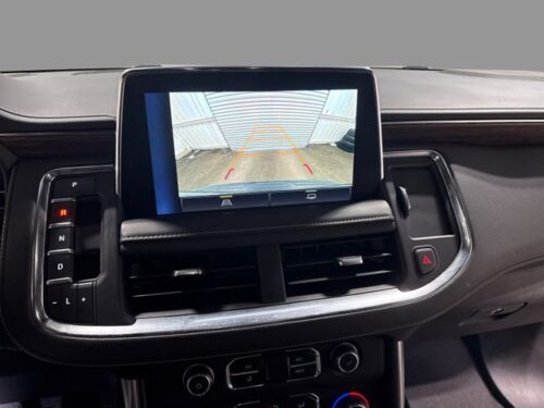 2023 CHEVROLET Suburban - Image 3